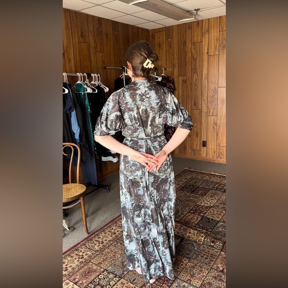 Max Azaria Maxi Gown with draped sleeves - Picture 6 of 11